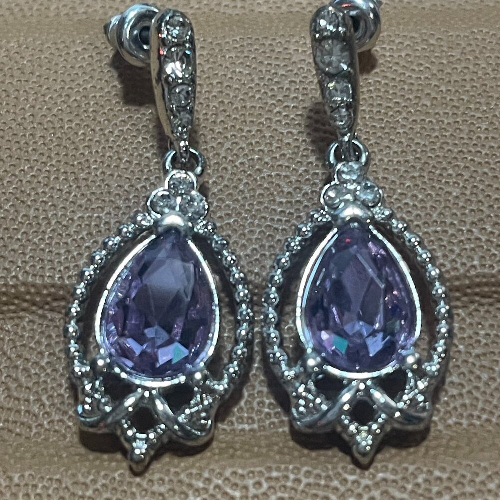 Avon Delicate Violet Earrings ~ New in Box